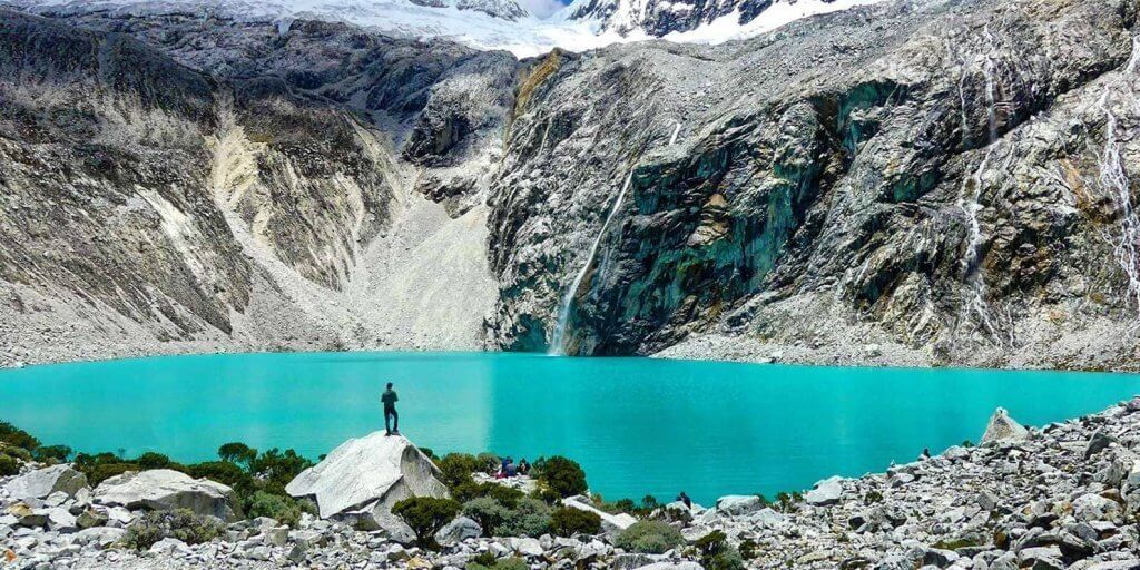 Ultimate Laguna 69 Hiking Guide: Weather, Tours, Difficulty & Tips Laguna 69
