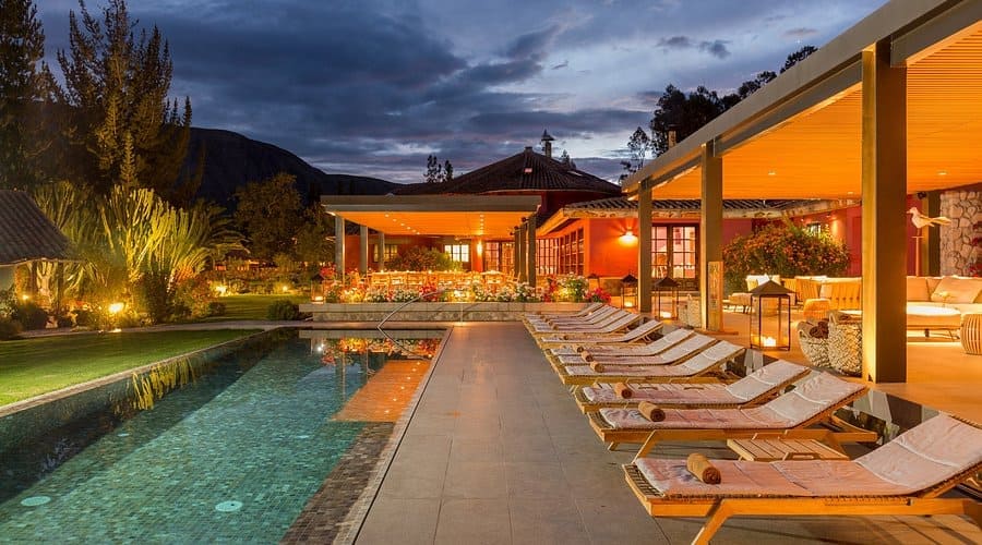 kaia at sol y luna urubamba
